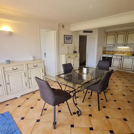 T3 Climatise En Rez-de-jardin, Piscine, Et Centre-ville A Pied - 6 Pers, Ste Maxime - Fr-1-780-42 *