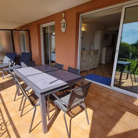 T3 Climatise En Rez-de-jardin, Piscine, Et Centre-ville A Pied - 6 Pers, Ste Maxime - Fr-1-780-42 * Sainte-Maxime