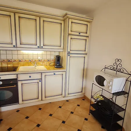 T3 Climatise En Rez-de-jardin, Piscine, Et Centre-ville A Pied - 6 Pers, Ste Maxime - Fr-1-780-42