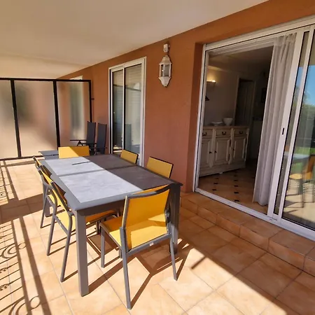 T3 Climatise En Rez-de-jardin, Piscine, Et Centre-ville A Pied - 6 Pers, Ste Maxime - Fr-1-780-42 Apartment *